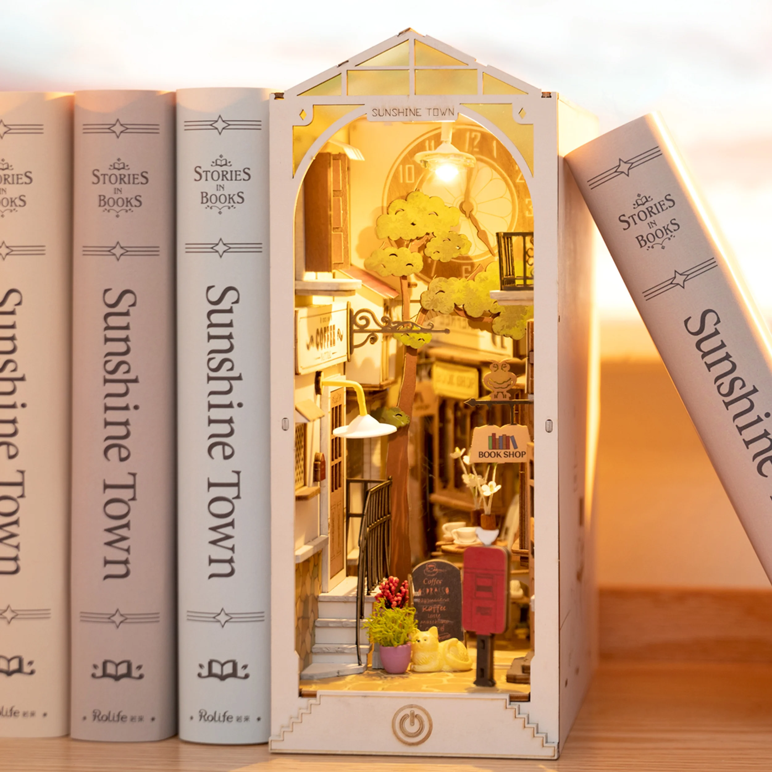Robotime Book Nook Sunshine Town TGB02 - Image 7