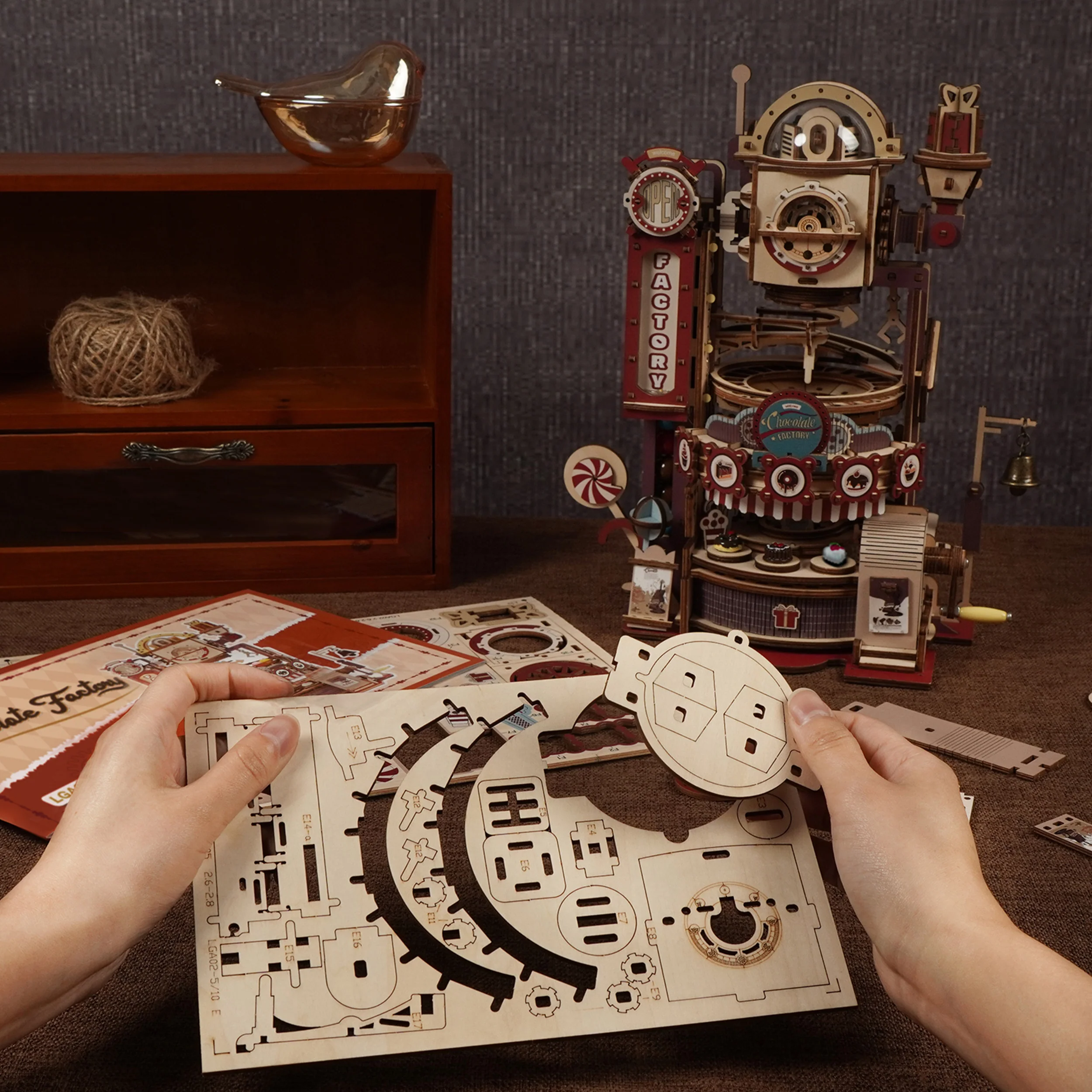 Robotime Chocolate Factory Marble Run LGA02 - Image 7