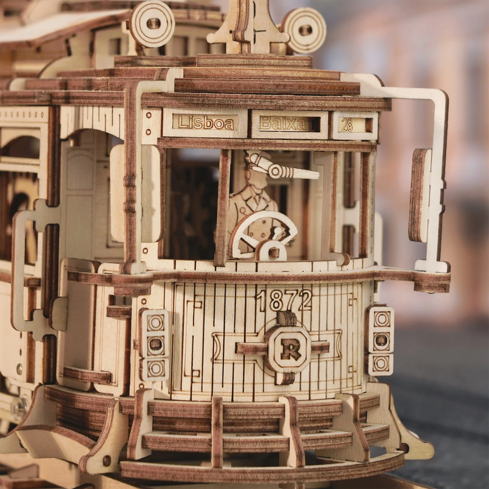 Robotime Classic City Tram LK801 - Image 5