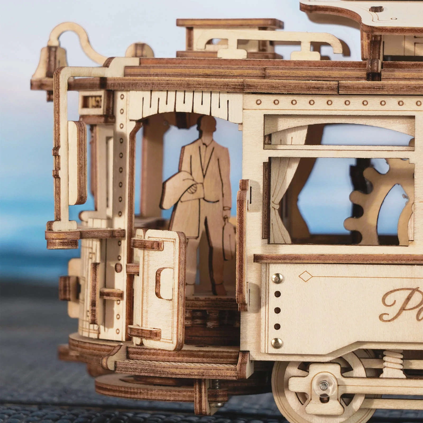 Robotime Classic City Tram LK801 - Image 7