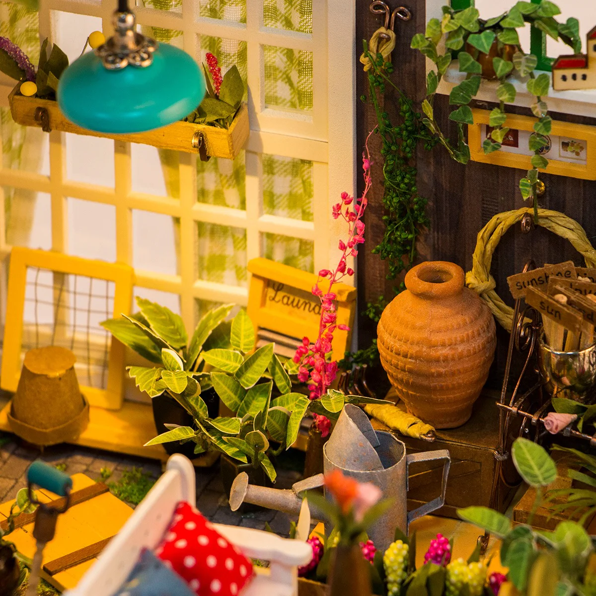 Robotime Miller's Flower House DG108 - Image 3