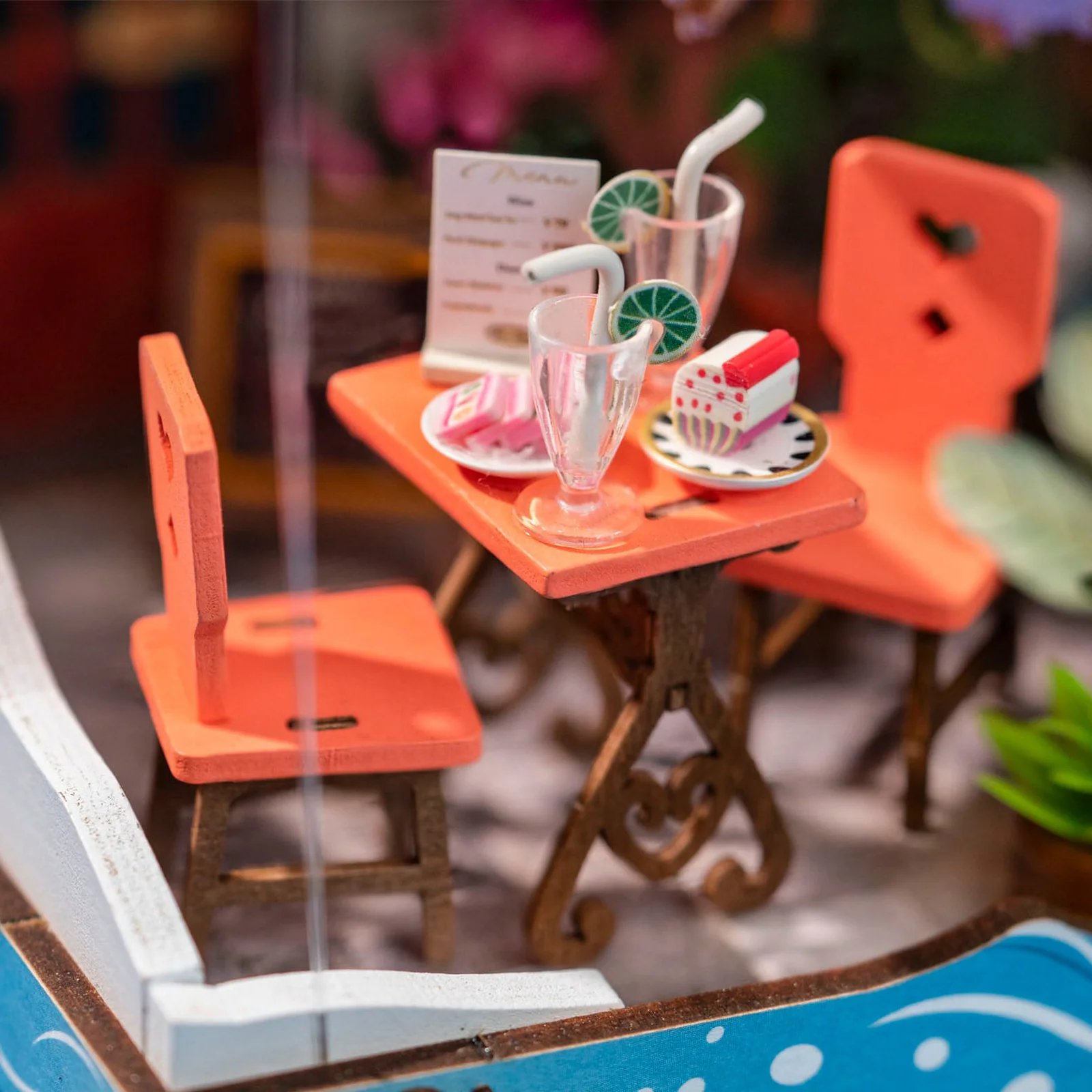 Robotime Sea Holiday Restaurant DS039 - Image 4