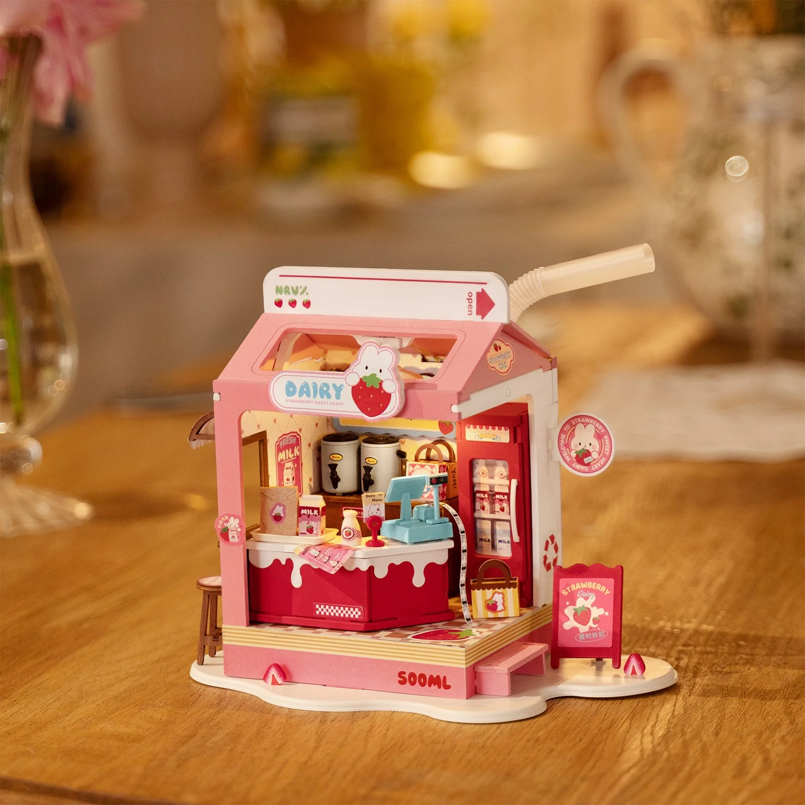 Robotime Strawberry Milk Box DS034 - Image 7